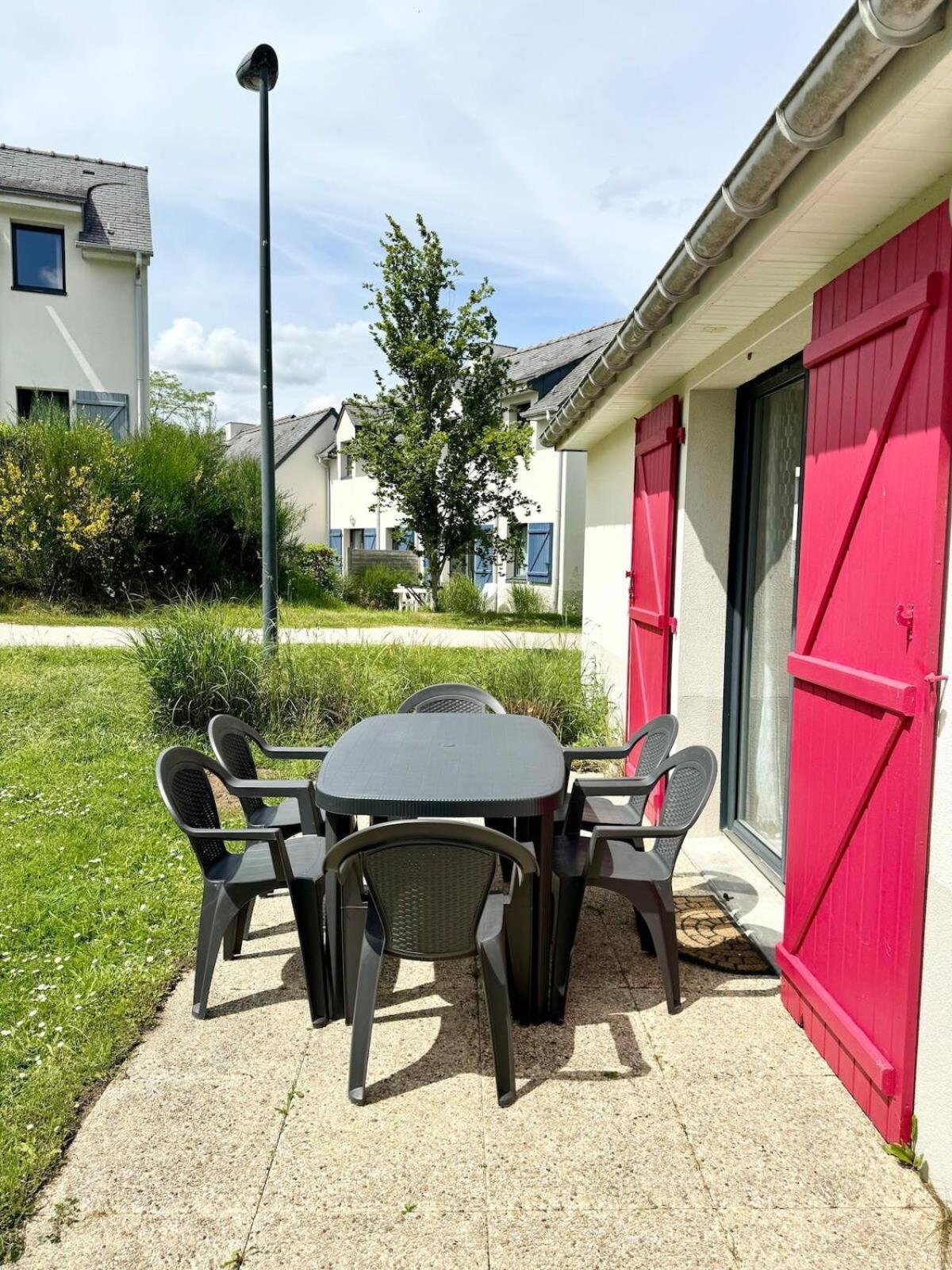 Maisonnette Tout Confort - Golf - Piscine Quéven Екстериор снимка